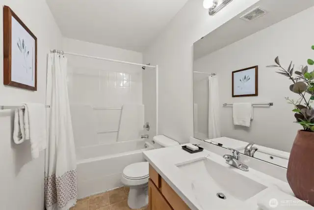 2nd bathroom