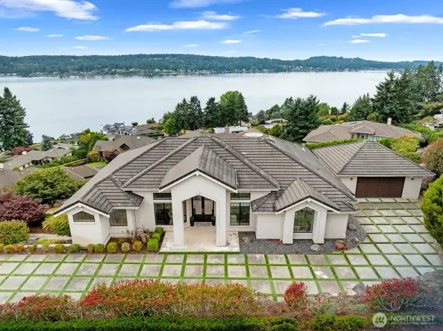 Stunning Outdoor view of the Property.