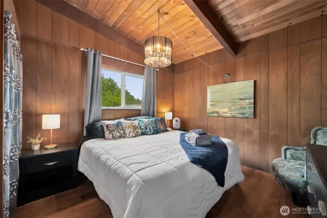 Bedroom #1