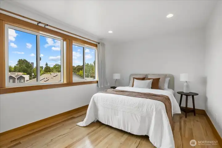 Main House Primary Bedroom