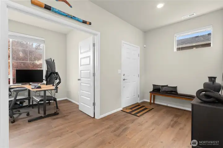 den offers flexible space for work or play