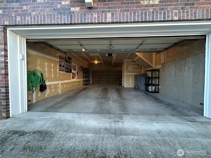 Garage can accomodate up to 3 cars