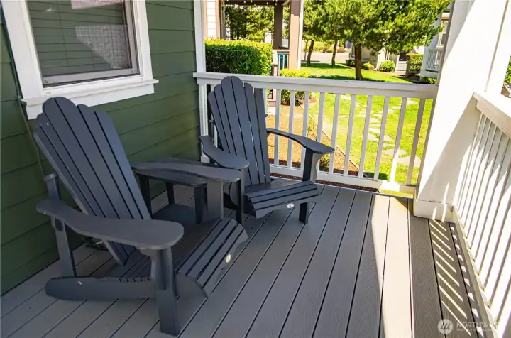 Outdoor furniture included