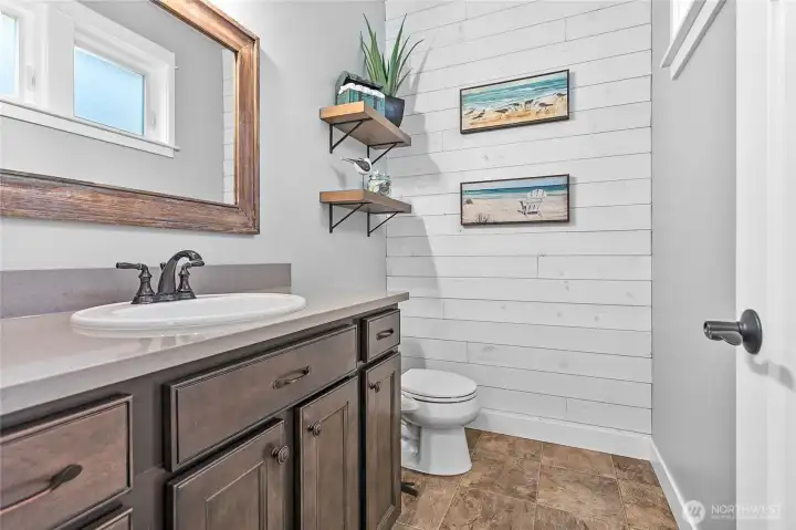 Main floor guest bath