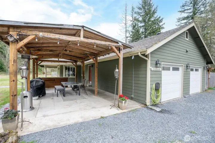 Spacious gazebo ideal for BBQs and enjoying outdoor fun and gatherings.