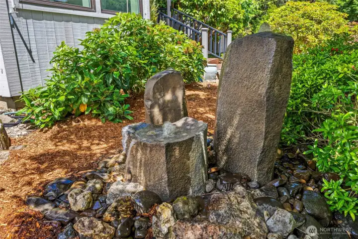 Place to sit by the fountain and enjoy the scenery. Place to sit by the fountain and enjoy the scenery.