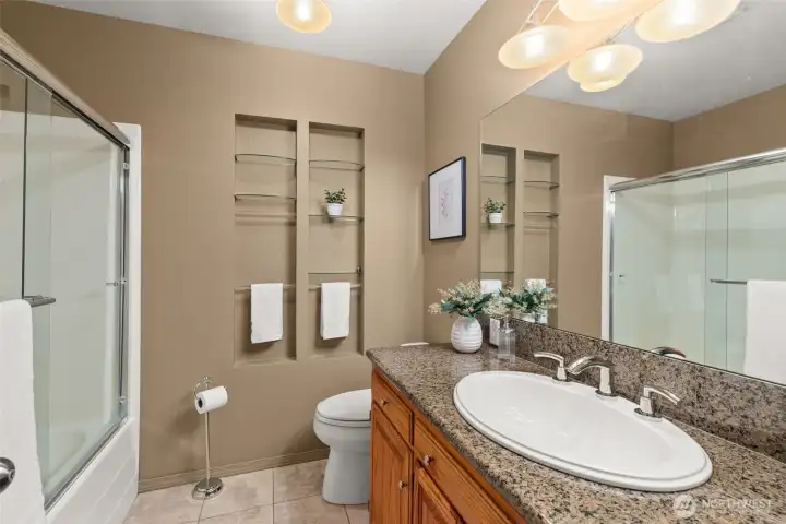 Main Floor Bath. Main Floor Bath.