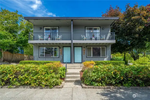 Welcome to this well maintained, highly profitable investment property located in the heart of Ballard.