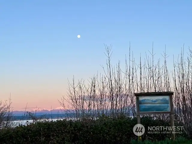 Come home to the Village by the Sea on Whidbey Island.