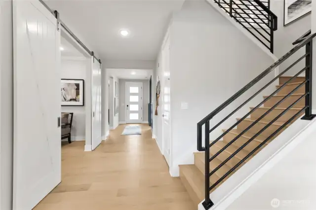 Entry: Model Home pictures for reference only- Colors and features will vary. Please talk with our site team for specific  details.