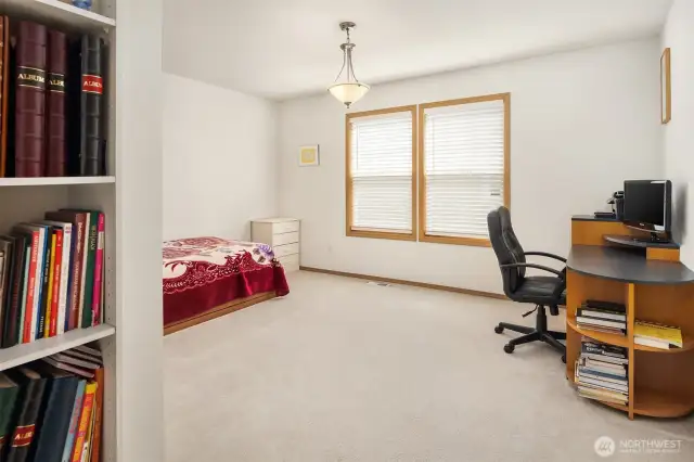 Ideal spaces for home Work/Study