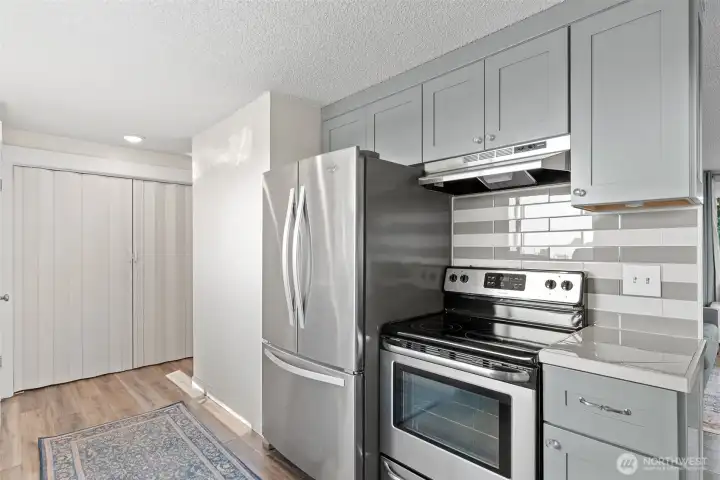 Updated kitchen with all the essentials!