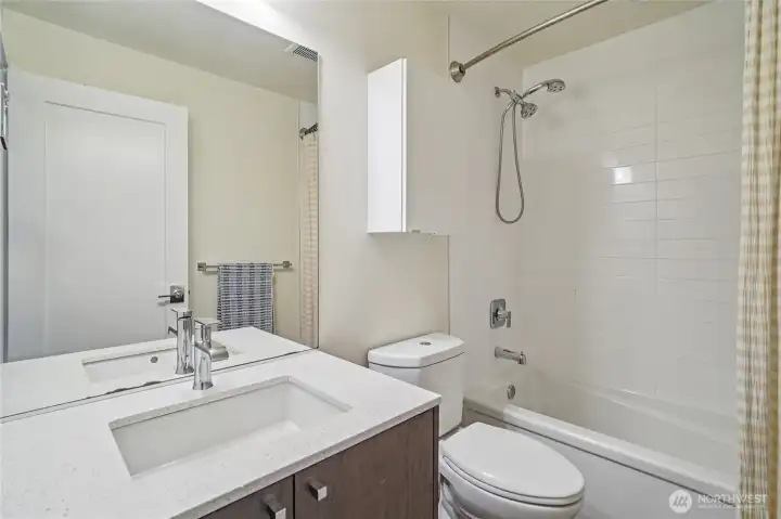 Main level full bathroom