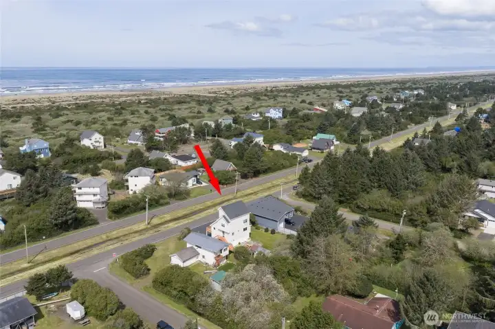 A short distance to the beach!