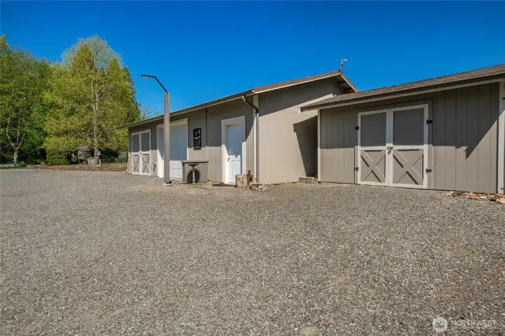Shop and storage Buildings
