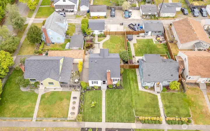 Ideally located with easy highway access, just .8 miles to Target and 2.2 miles to Proctor District, this Central Tacoma gem is ready to welcome you home.