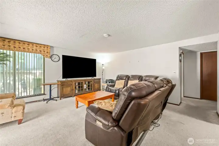 large family room for enterating large family room for enterating