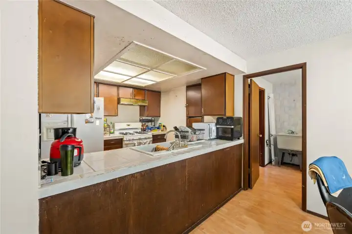 kitchen kitchen