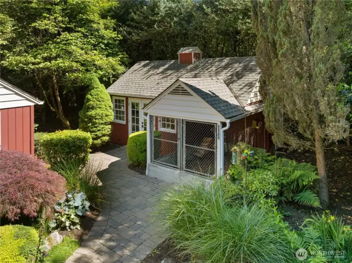 Detached den/office.