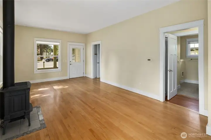 Natural light creates a cheerful backdrop for everyday living. Natural light creates a cheerful backdrop for everyday living.