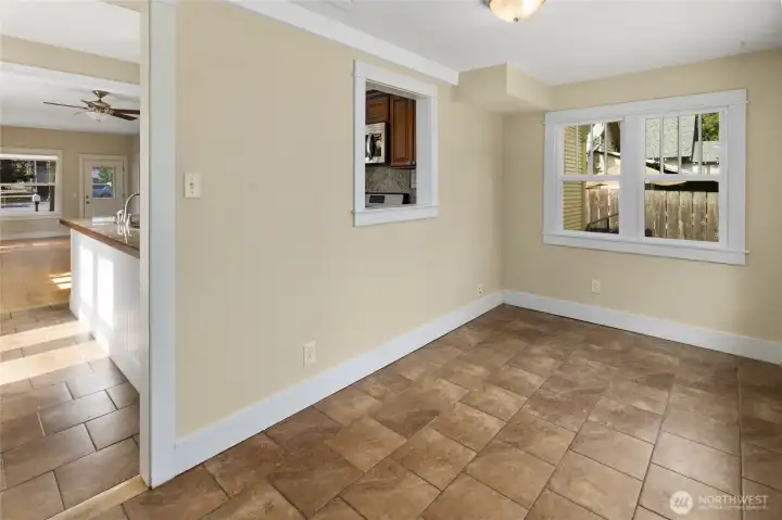 Convenient pass-thru to the kitchen. Convenient pass-thru to the kitchen.