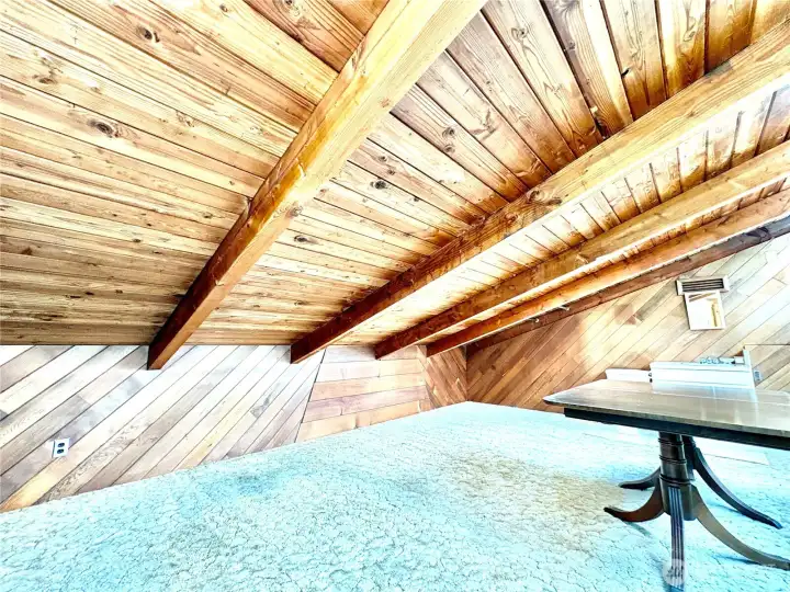 Upstairs Loft Upstairs Loft