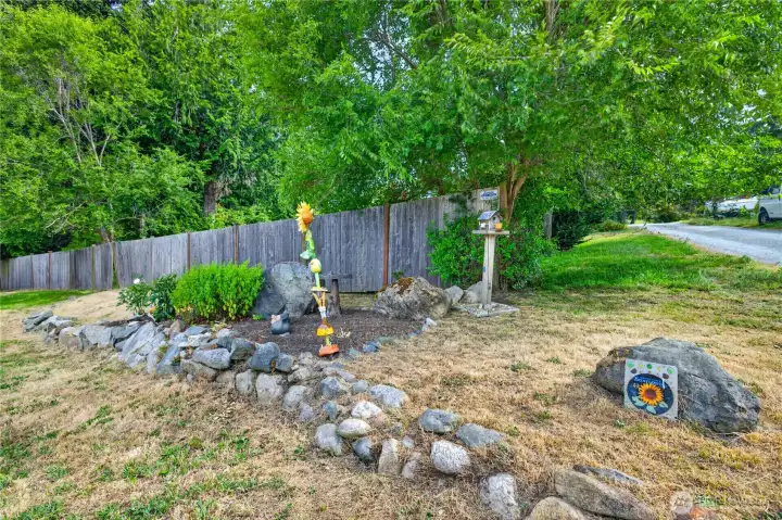 Side yard. Side yard.