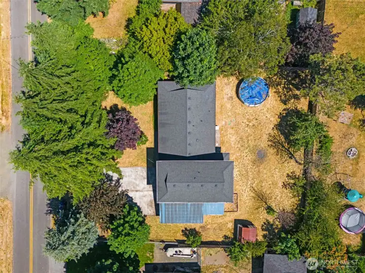 Great size home, large lot in the peaceful country! Great size home, large lot in the peaceful country!