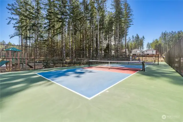 Pickleball and Tennis Courts