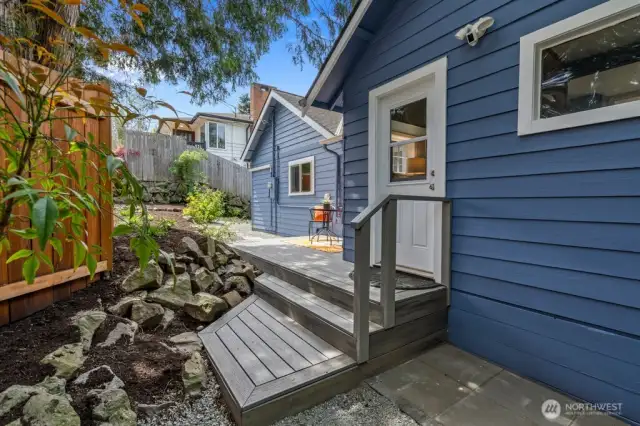 Door to Mudroom
