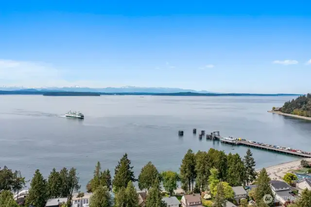 Close to Ferry and Parks