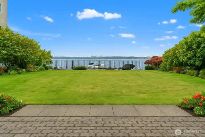 Entertain lakefront like never before!