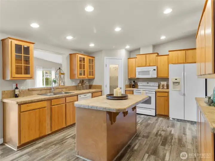 functional and move in ready kitchen with walk in pantry