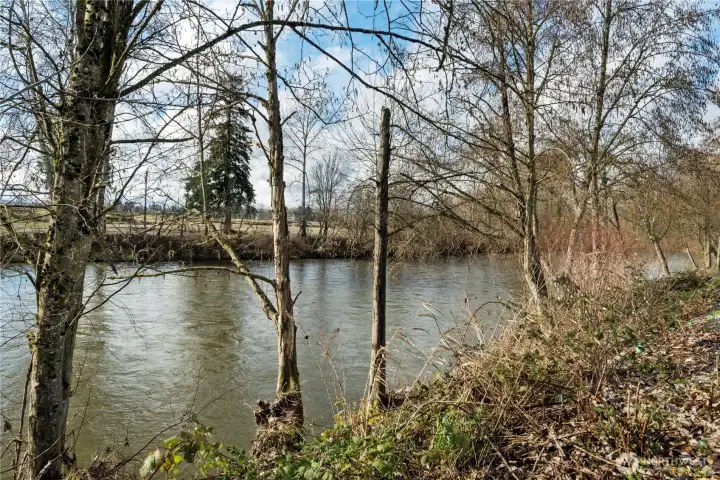Set right along the river’s edge, where the water is part of the everyday view.