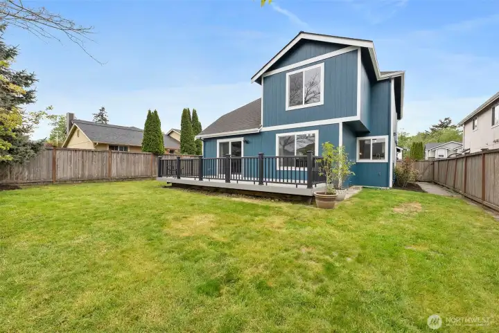 Large fenced back yard.