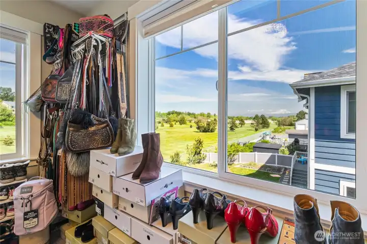 Whether it is a bedroom, an office, or a closet... you'll love the view of Mt Baker! Whether it is a bedroom, an office, or a closet... you'll love the view of Mt Baker!