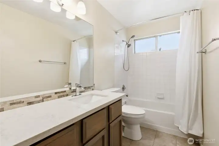 Upstairs Hallway Bathroom