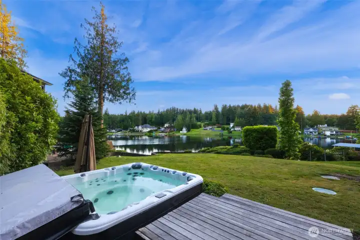 Jacuzzi tub overlooking lake Jacuzzi tub overlooking lake