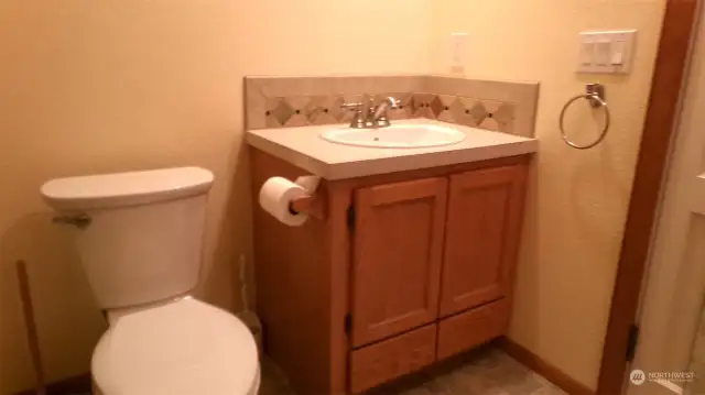 Above garage room Bath