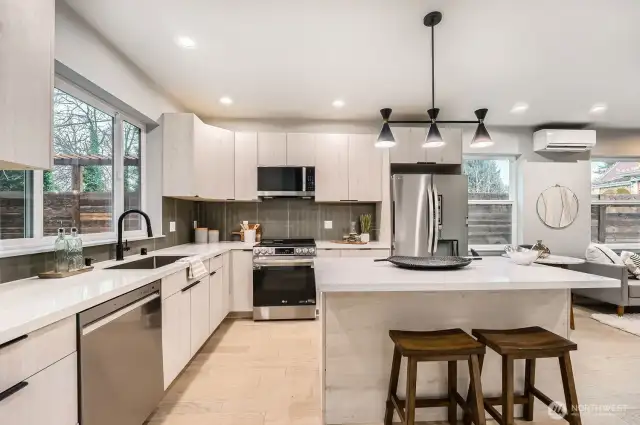 View of kitchen with eat-in island