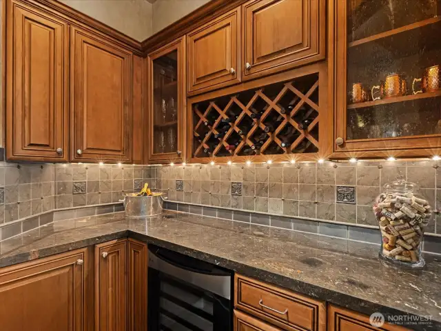 Butler pantry-main floor