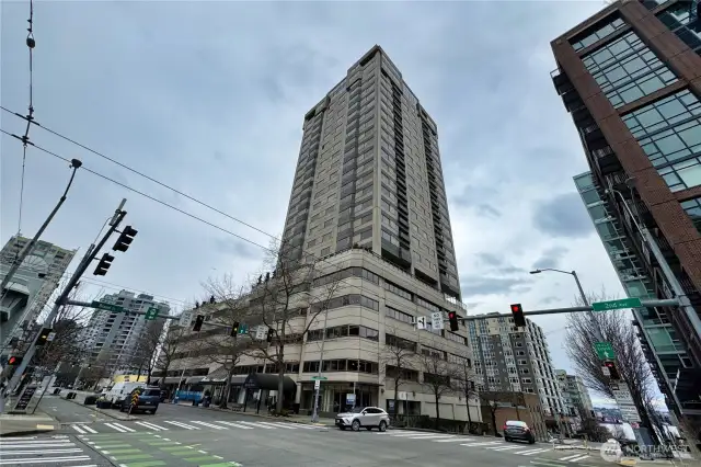 Bay Vista Tower, a luxury concrete & steel boutique style hi-rise with 73 fabulous homes located close to dining, shopping, Sculpture Park, Pier 70 Waterfront, Seattle Center, Pike Place Market & so much more.