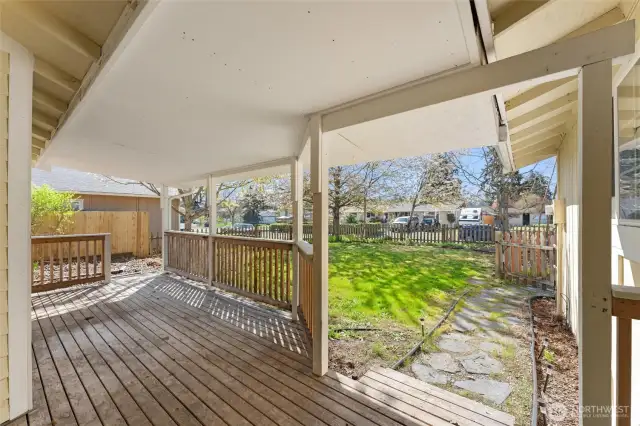 Side view of Porch