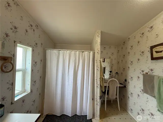 Primary ensuite with extra Vanity space