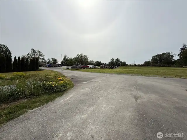 Lots of parking for RV, Trucks etc