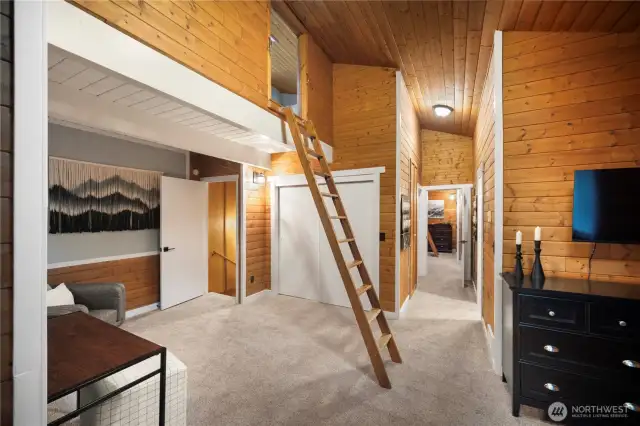Experience cozy cabin living with a modern twist. Let's check out the "eagle's nest" loft.