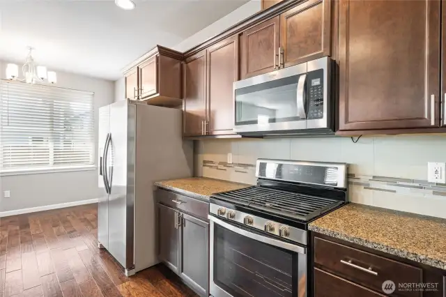 Stainless steel kitchen appliances all stay