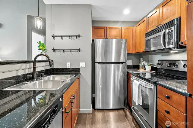 Stainless steel appliances and double sinks