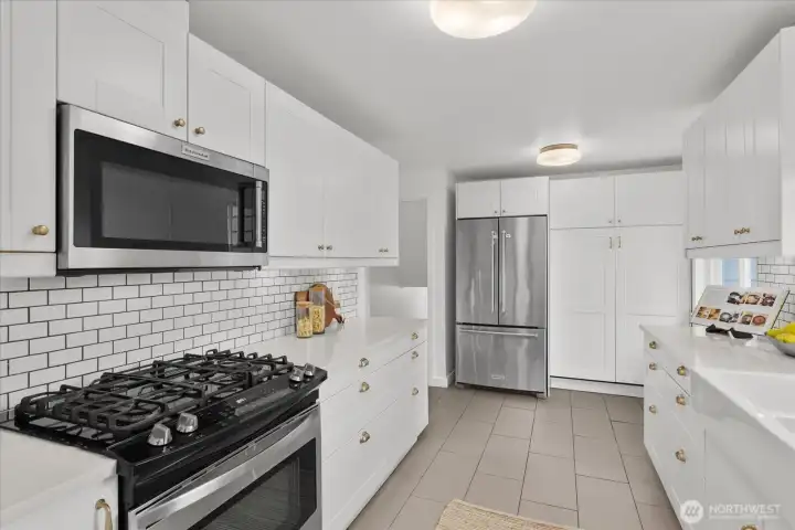 Pantry has pull out drawers