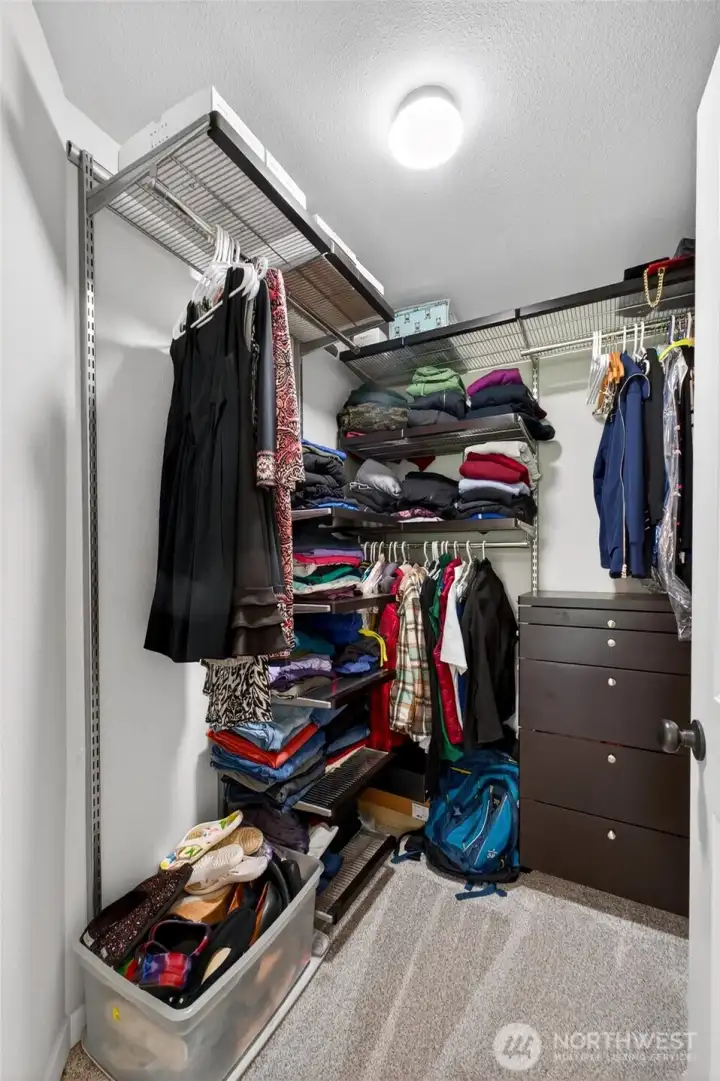 Walk in closet